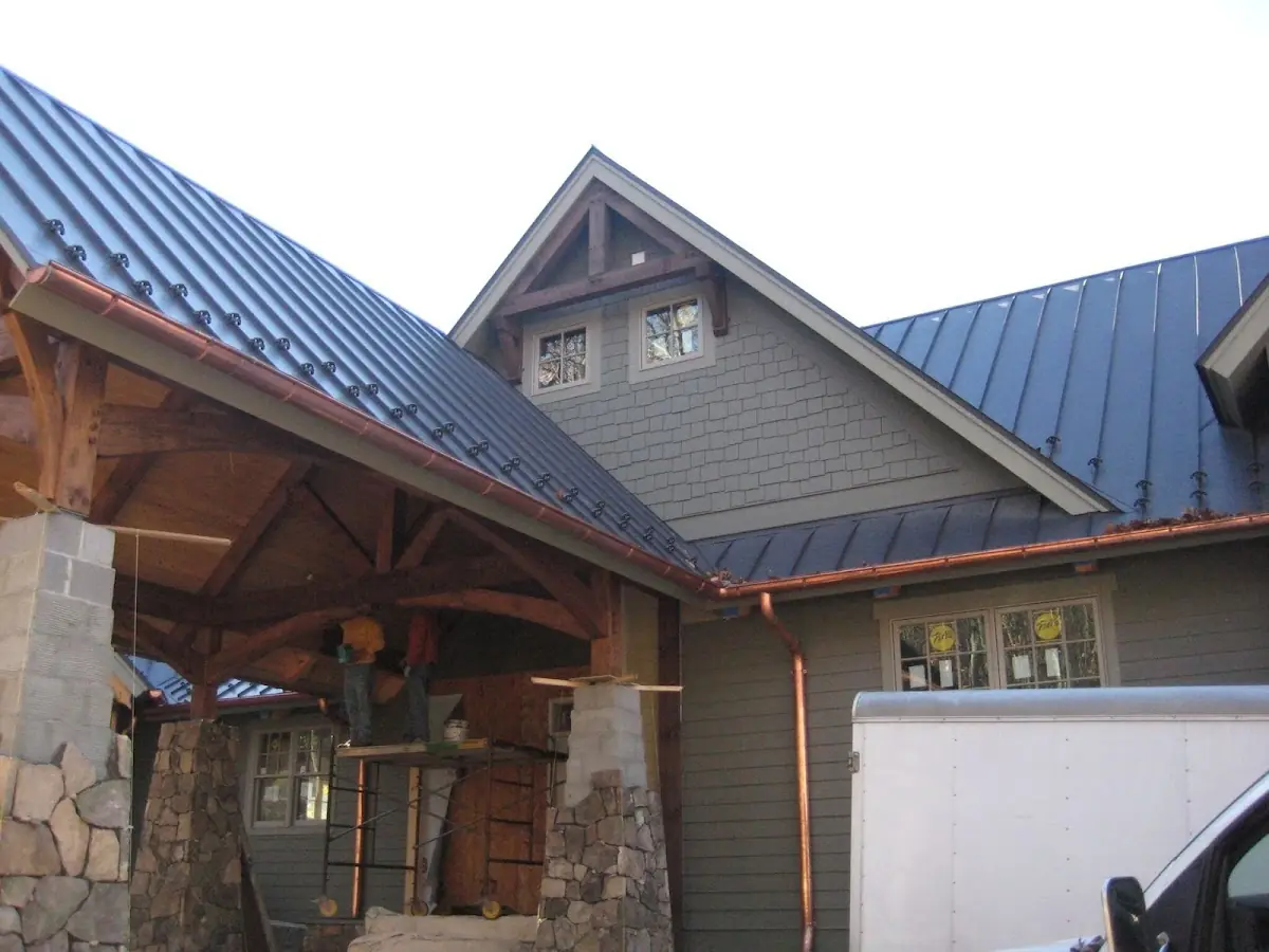 Craftsman Roofing team delivering quality roofing work in Gatewood